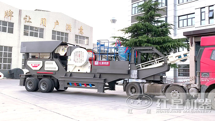 輪胎移動(dòng)顎式破碎機(jī)車頭牽引 輪胎移動(dòng)顎式破碎機(jī)車頭牽引