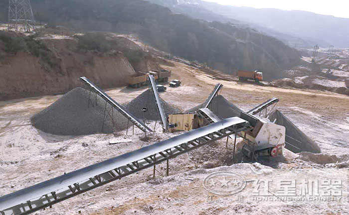 反擊式破碎機加工青石現場