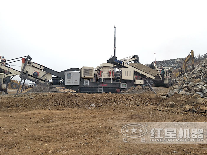 履帶移動建筑垃圾處理現場作業 履帶移動建筑垃圾處理現場作業