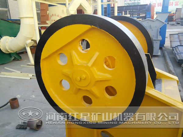 顎式破碎機(jī)