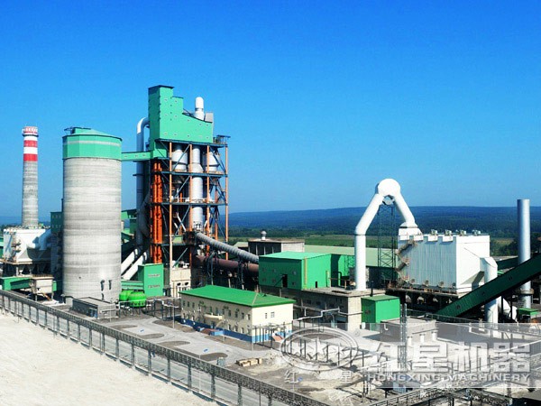 全新環(huán)保水泥生產(chǎn)線現(xiàn)場
