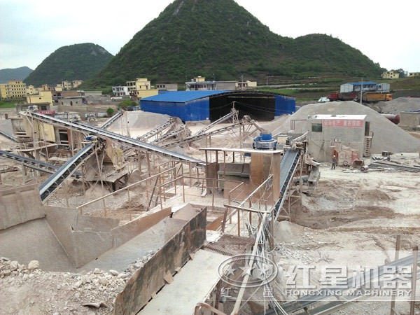 硅沙制砂生產(chǎn)線現(xiàn)場